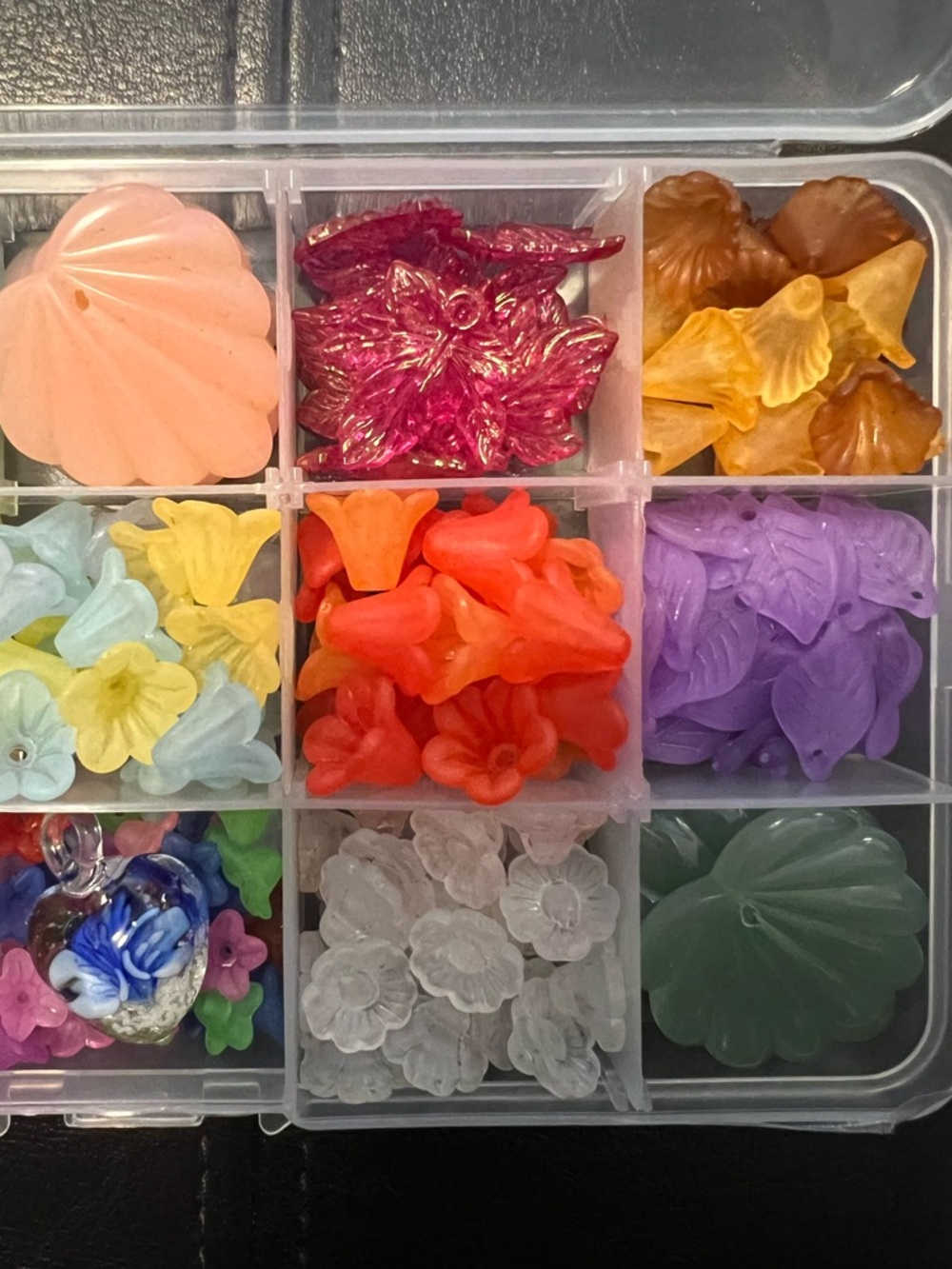 Craft Beads, PETAL & LEAF - NO SCENT, Jewelry Supplies, loose bulk beads - Picture 5 of 8